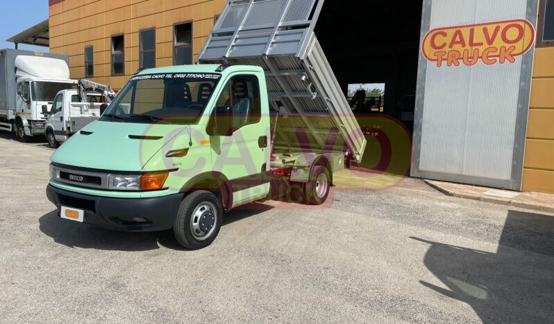 Iveco Daily cassone ribalt. trilaterale