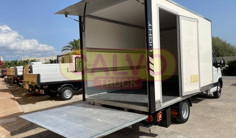 Iveco daily 35C13 furgonatura e pedana idraulica in eccellenti condizioni